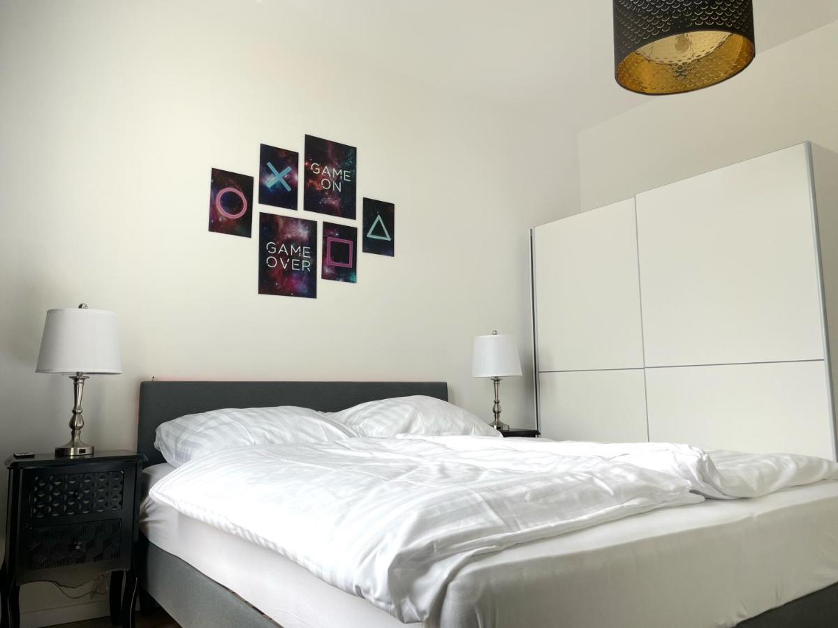 Jaybnb - Gaming Apartment Ps5 65 Zoll 4K Tv Wohnung Mit Balkon Dortmund Exterior foto
